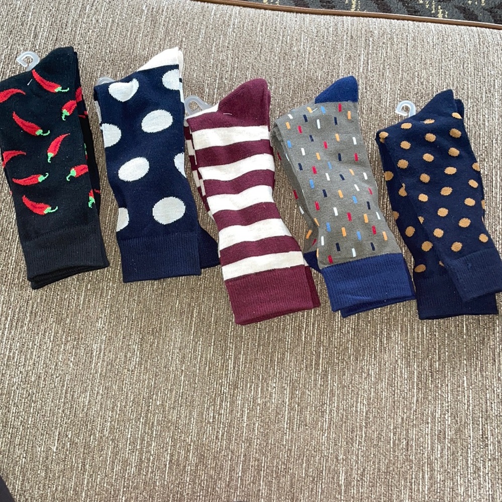 Men’s Socks 5 pairs BNWOT size 6-12